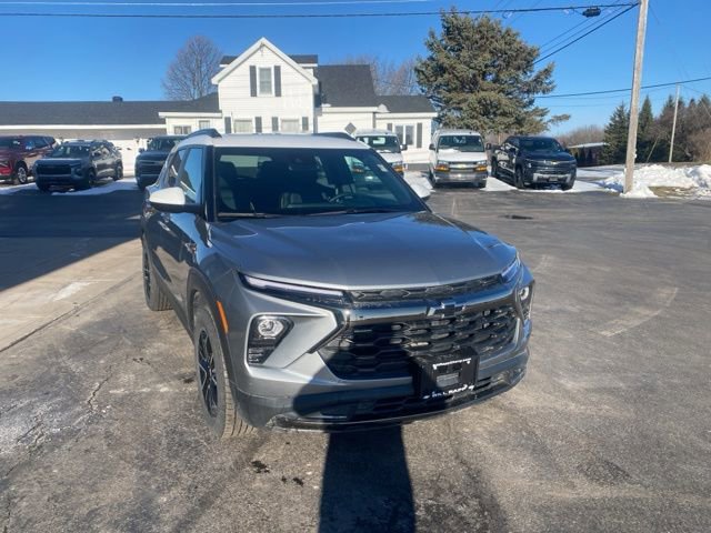 Used 2025 Chevrolet TrailBlazer ACTIV w/ Convenience Package image 6