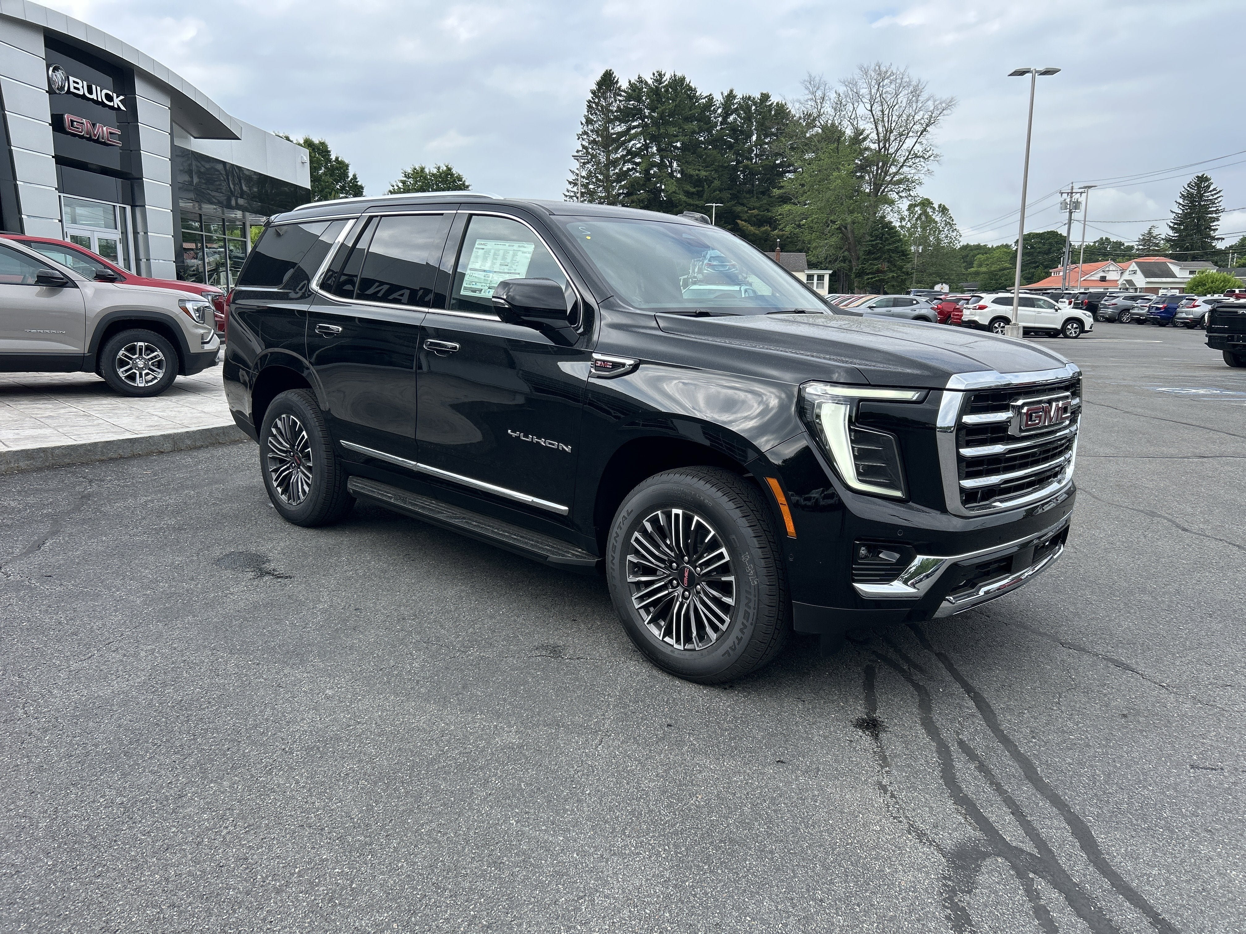 New 2026 GMC Yukon Elevation AWD/4WD image 18