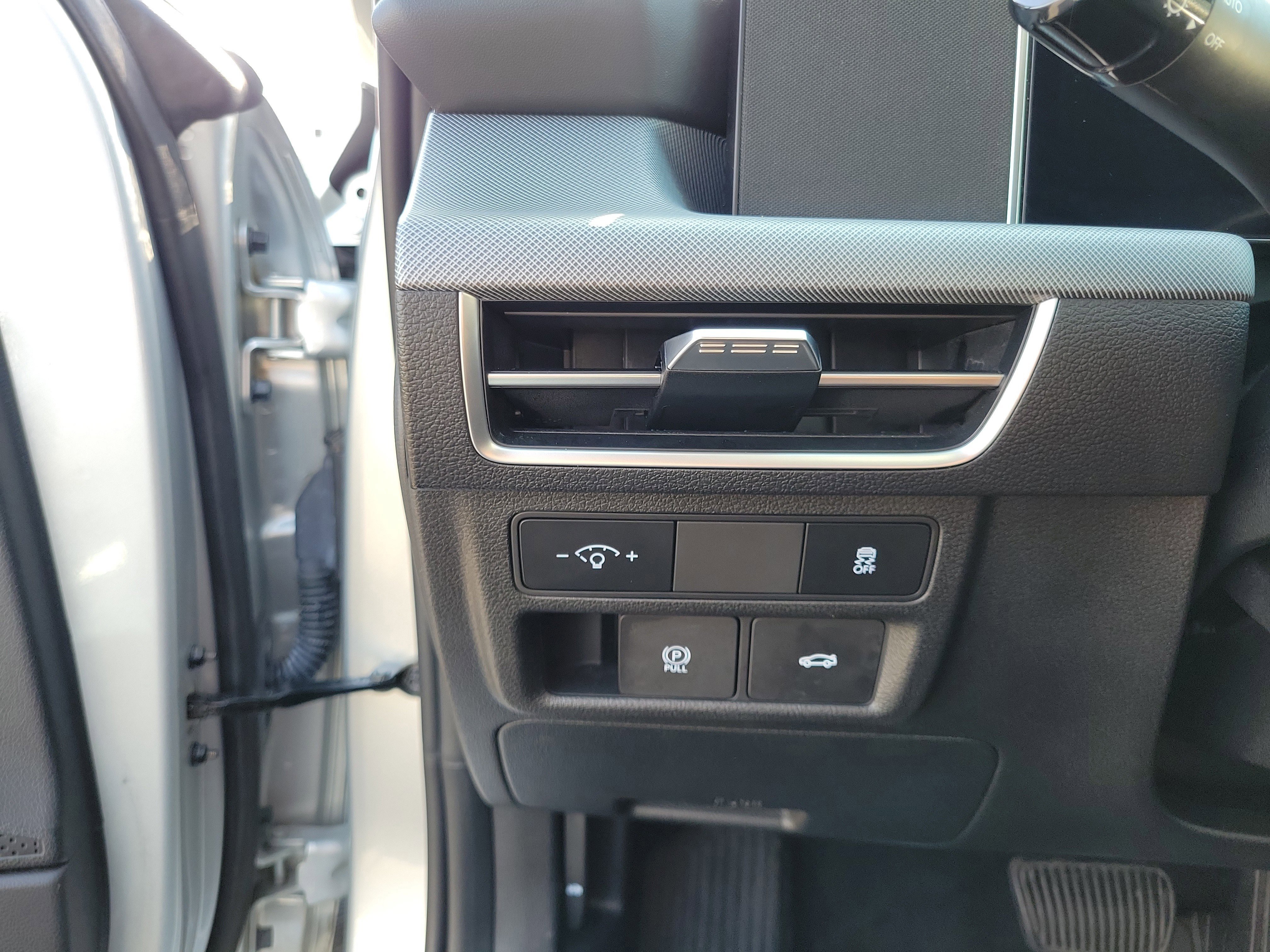 Used 2025 Hyundai Sonata SEL FWD image 21