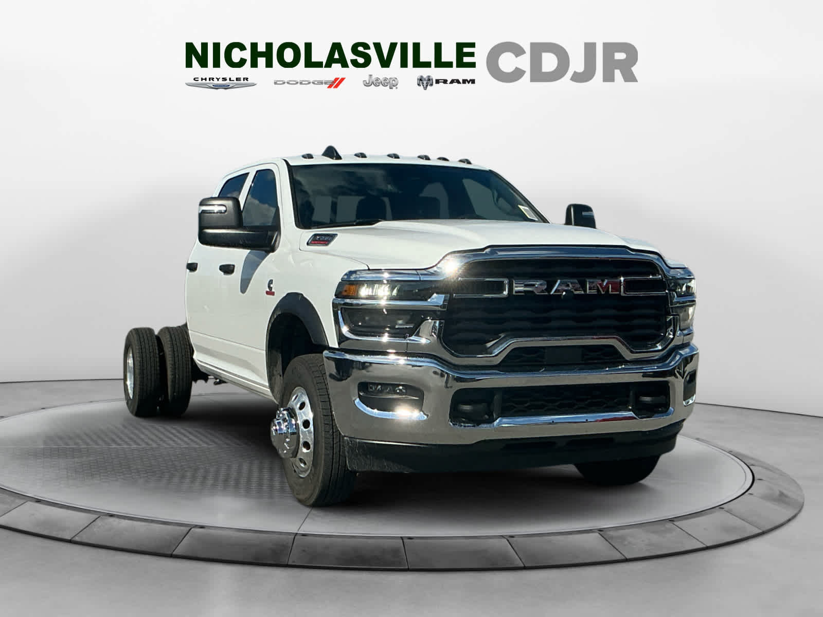 New 2026 RAM 3500 Tradesman AWD/4WD image 8