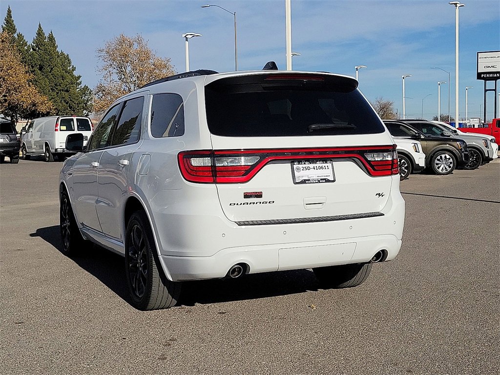 Used 2023 Dodge Durango R/T w/ Blacktop Package image 8