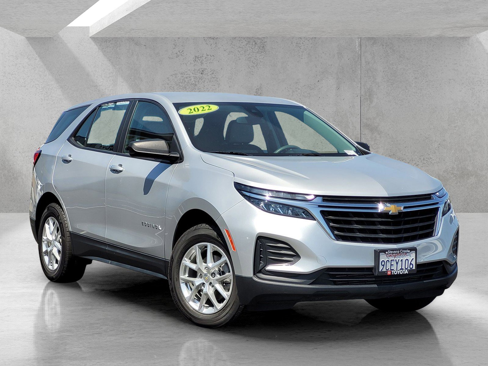 Used 2022 Chevrolet Equinox LS w/ LPO, Floor Liner Package