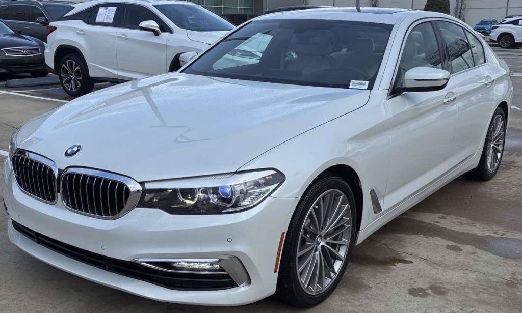 Used 2017 BMW 530i RWD image 1