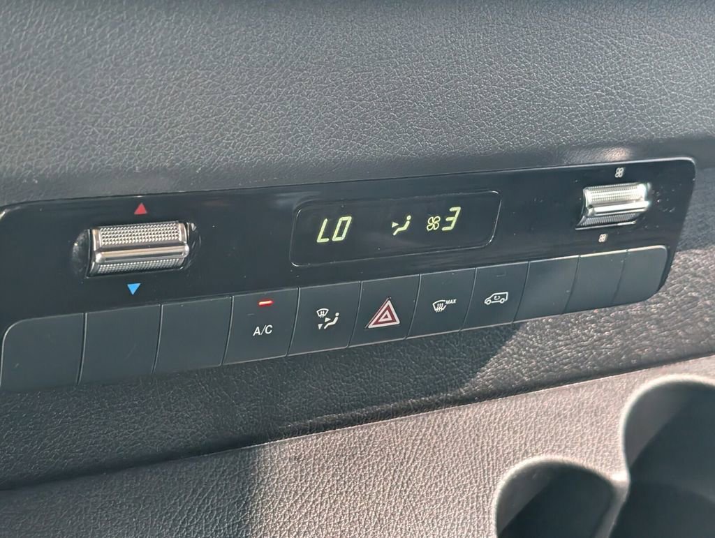 Used 2025 Mercedes-Benz Sprinter 2500 image 24