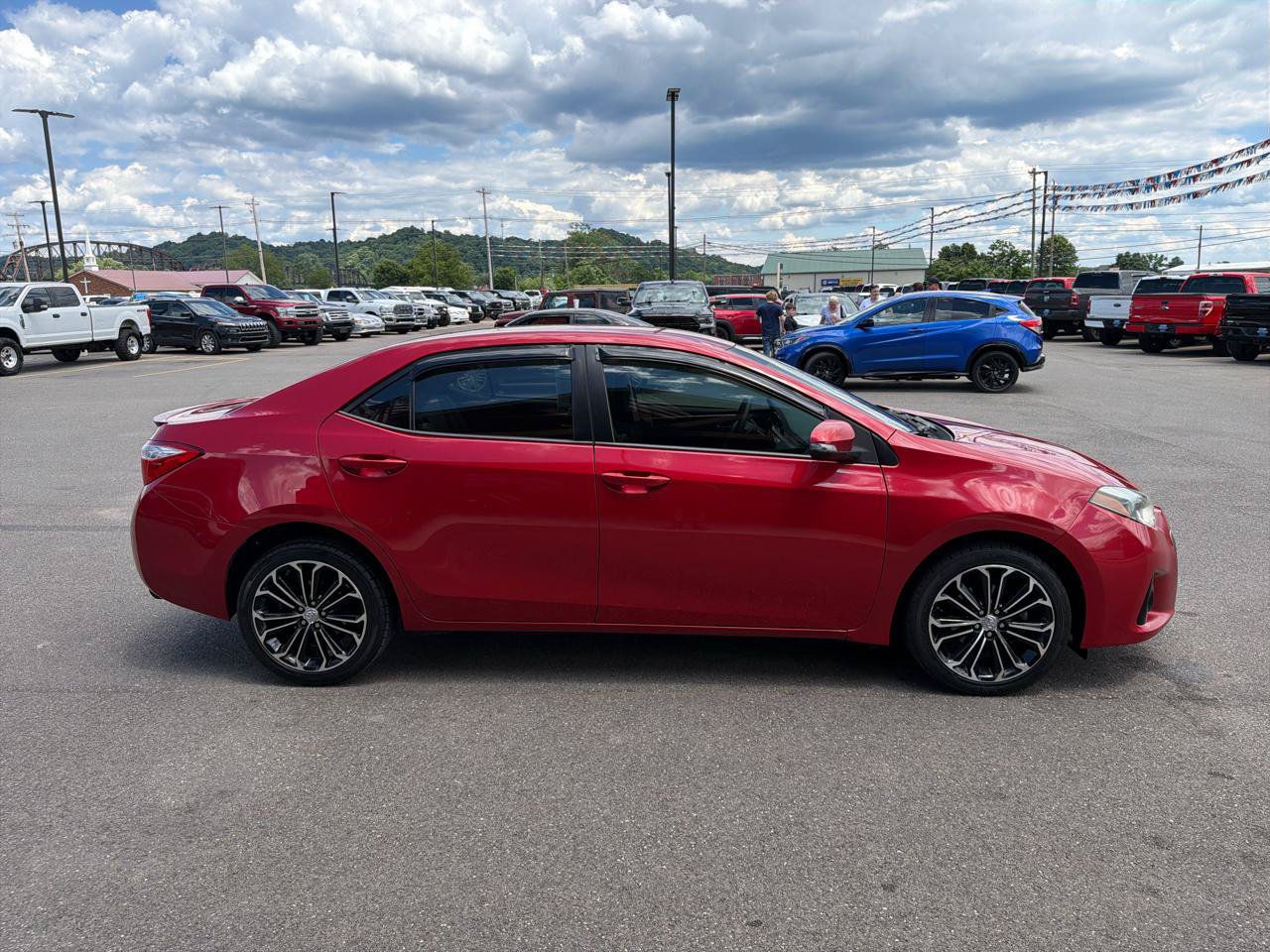 Used 2015 Toyota Corolla S FWD image 22
