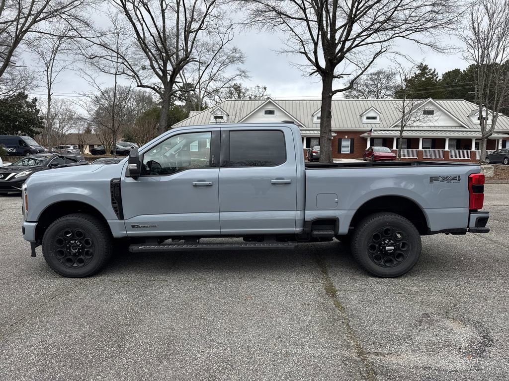 New 2026 Ford F250 Lariat w/ Black Appearance Package image 4