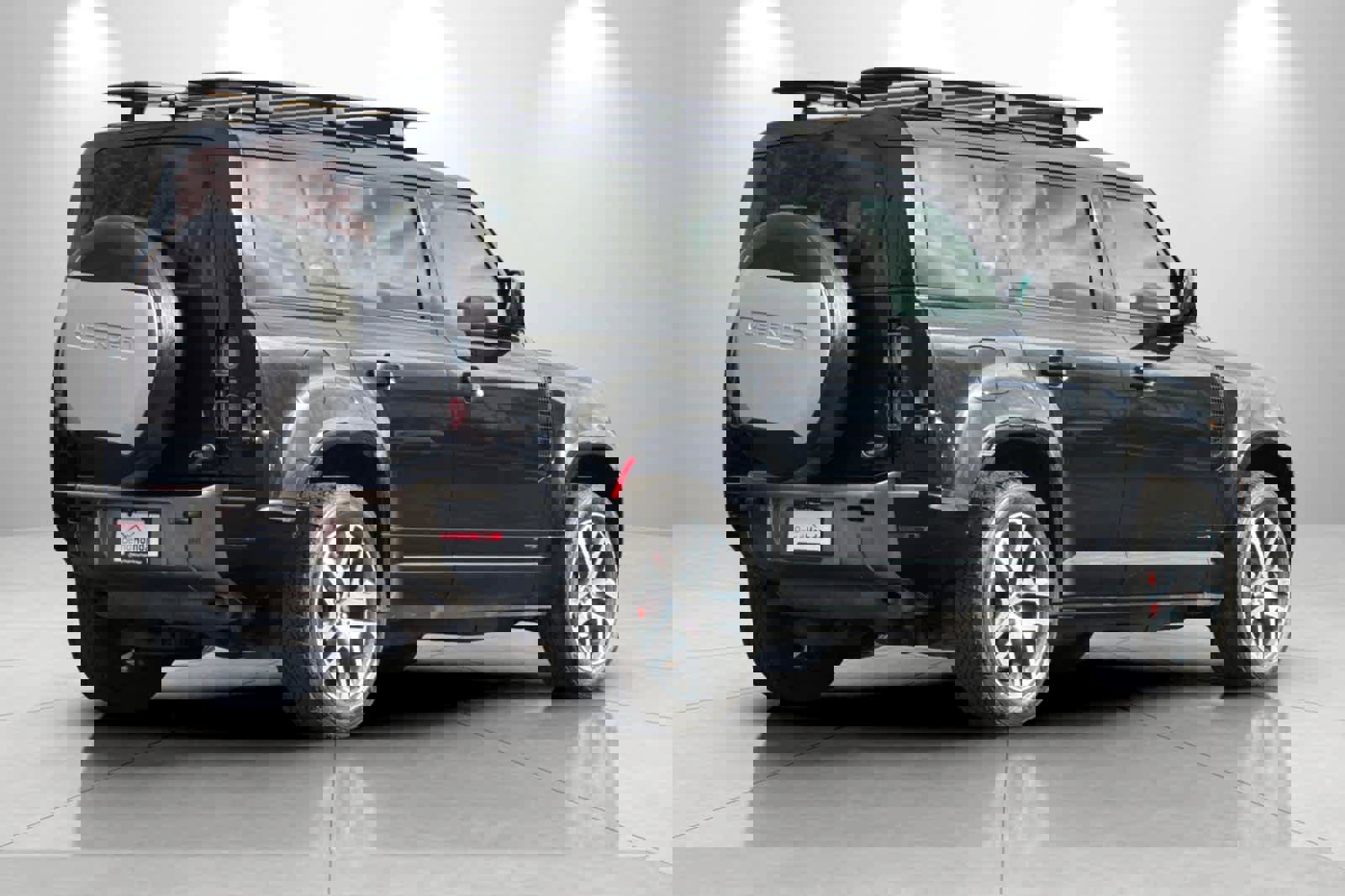 Used 2021 Land Rover Defender 110 X image 2