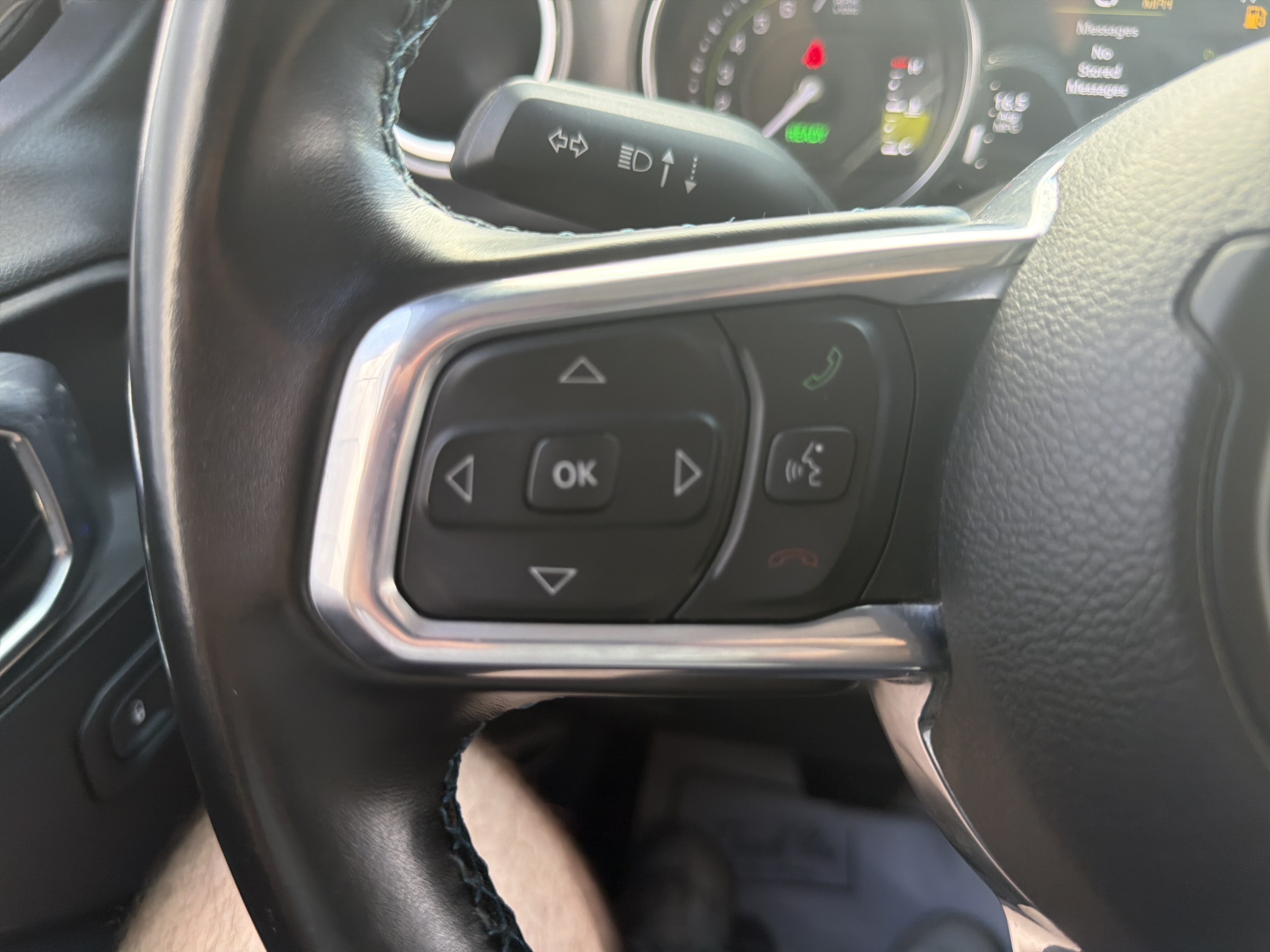 Used 2022 Jeep Wrangler Unlimited Rubicon 4xe AWD/4WD image 18