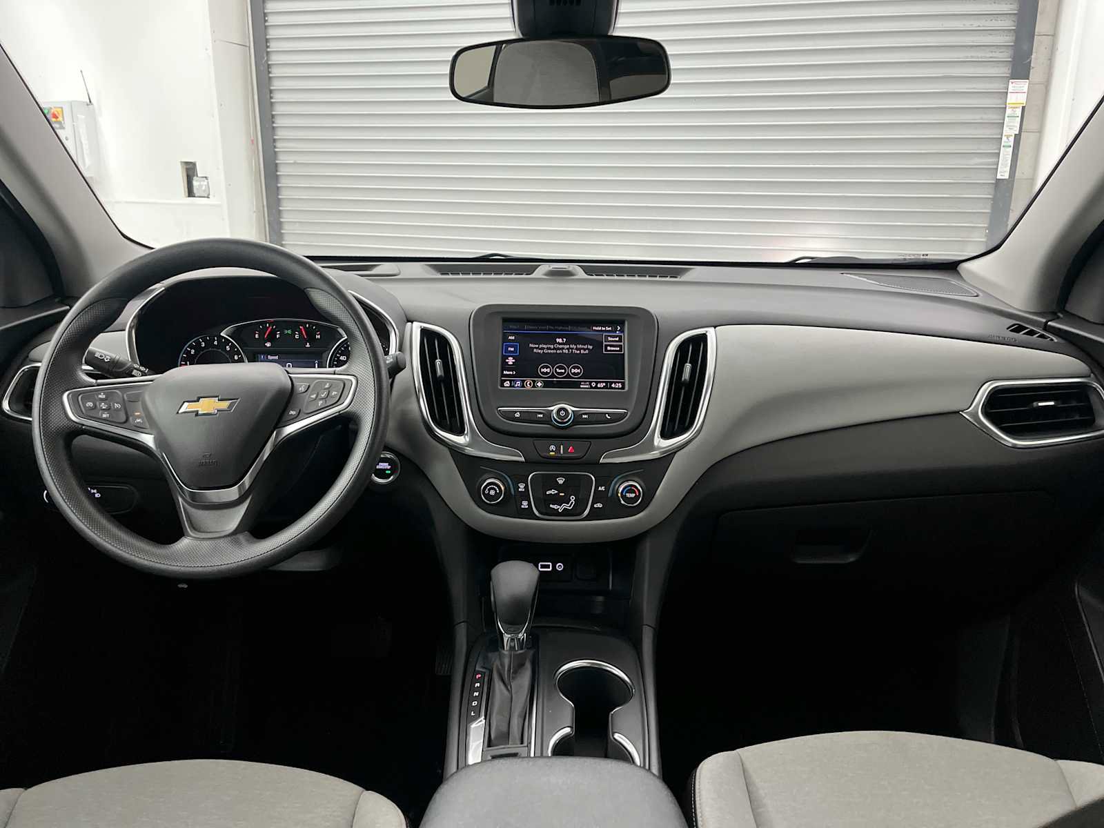 Used 2024 Chevrolet Equinox LS w/ LS Convenience Package AWD/4WD image 10