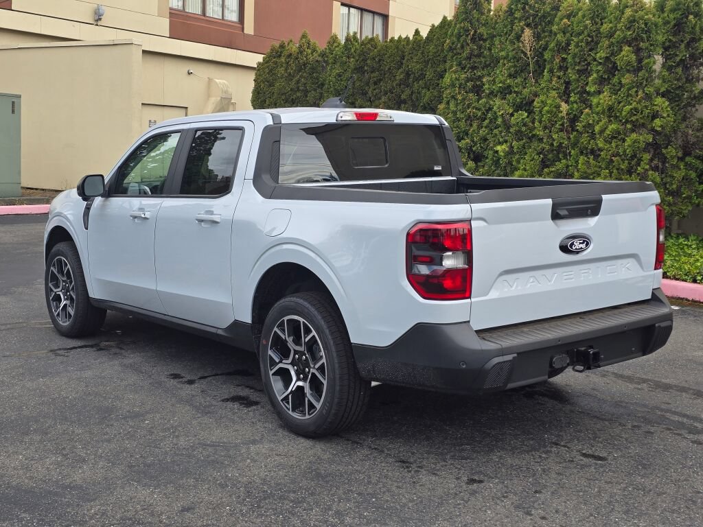 New 2026 Ford Maverick Lariat w/ 4K Tow Package AWD/4WD image 7