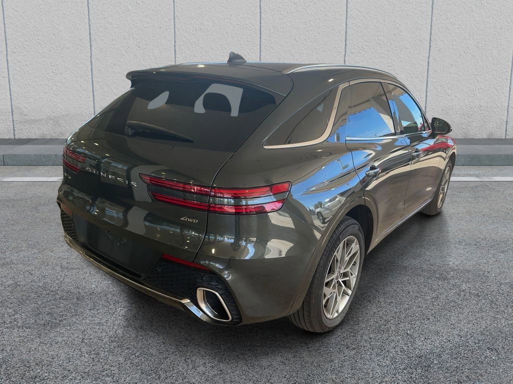 Used 2025 Genesis GV70 2.5T AWD/4WD image 5