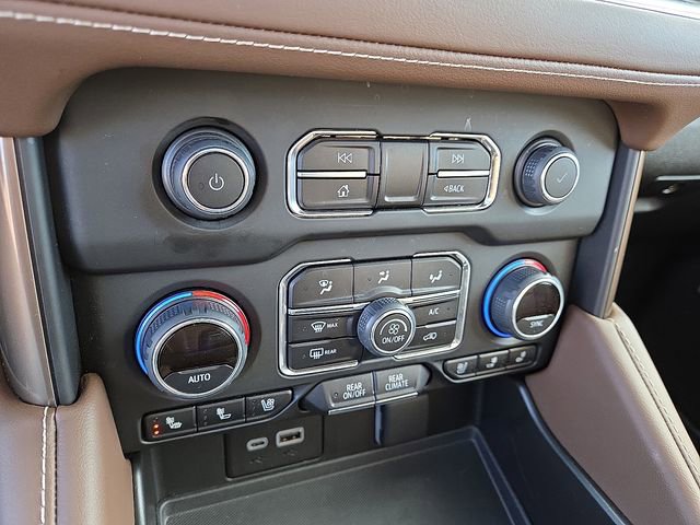 Used 2023 Chevrolet Tahoe High Country image 21