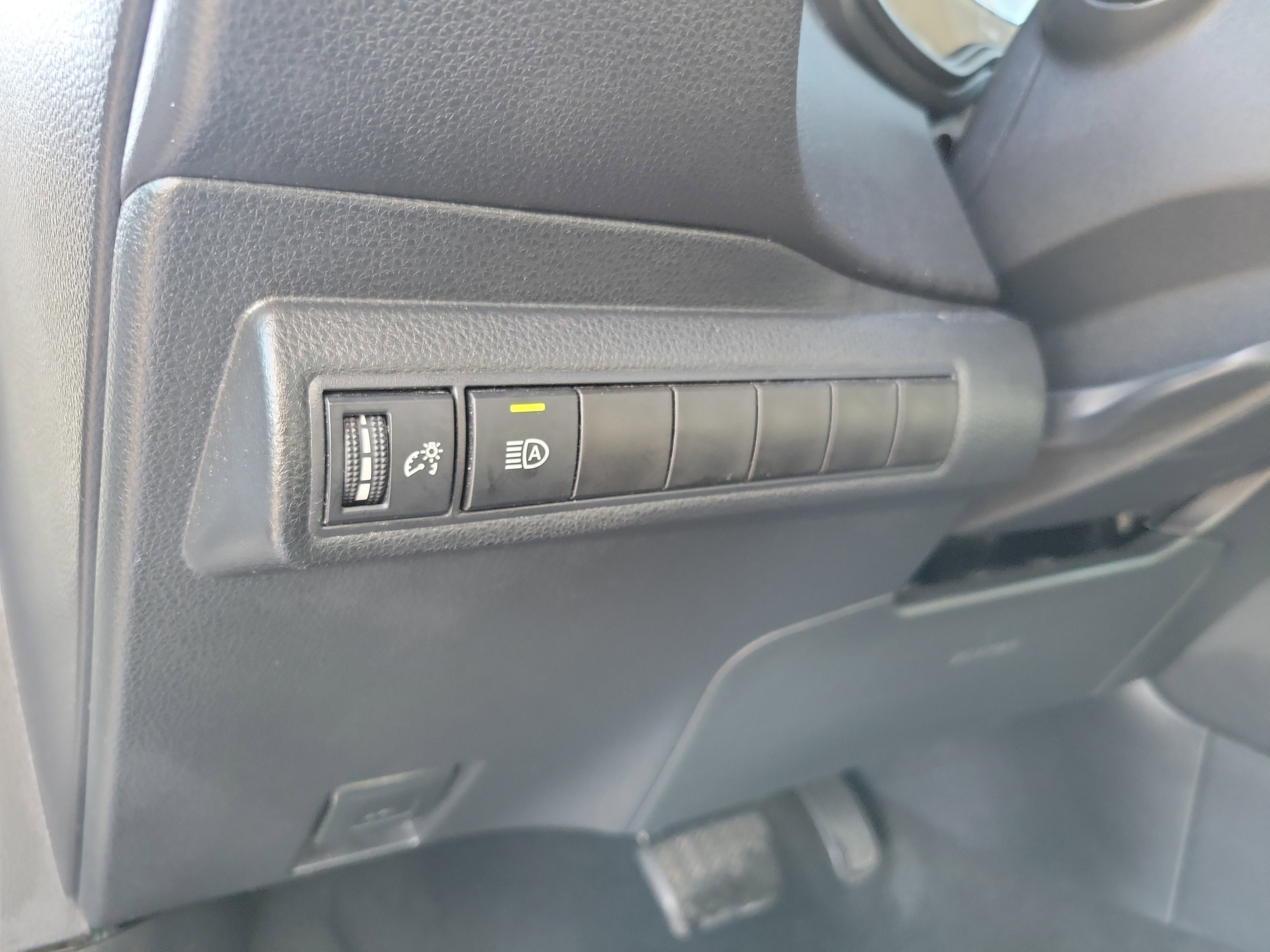 Certified 2024 Toyota Corolla LE image 21