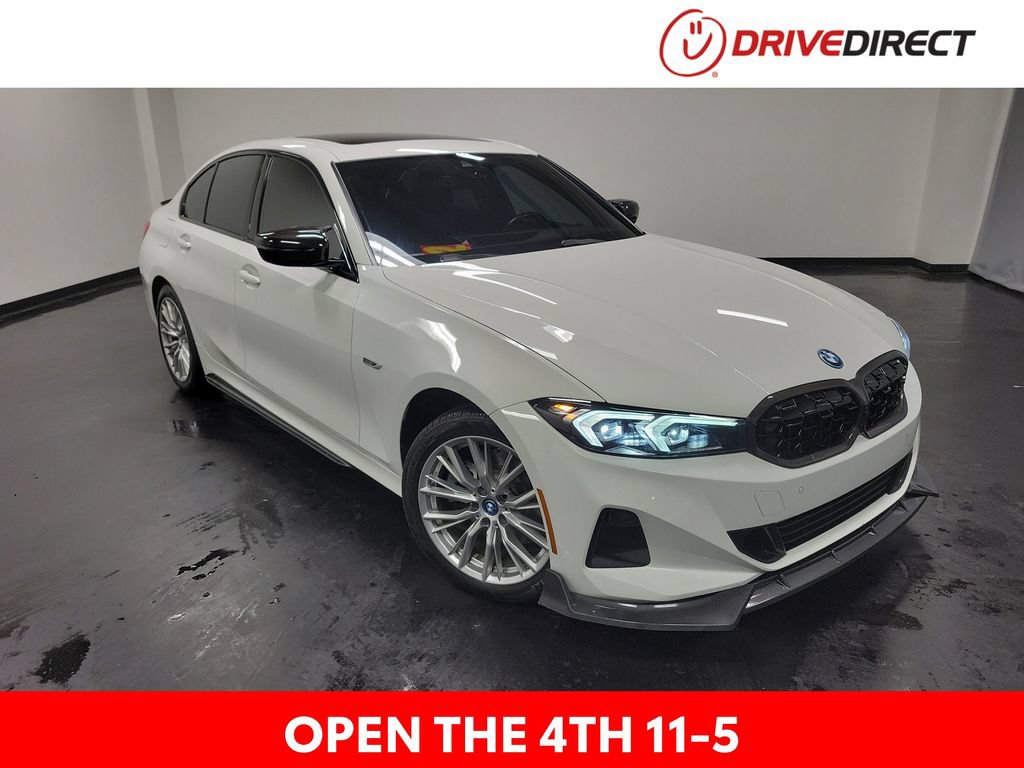 Used 2023 BMW 330e xDrive AWD/4WD image 1
