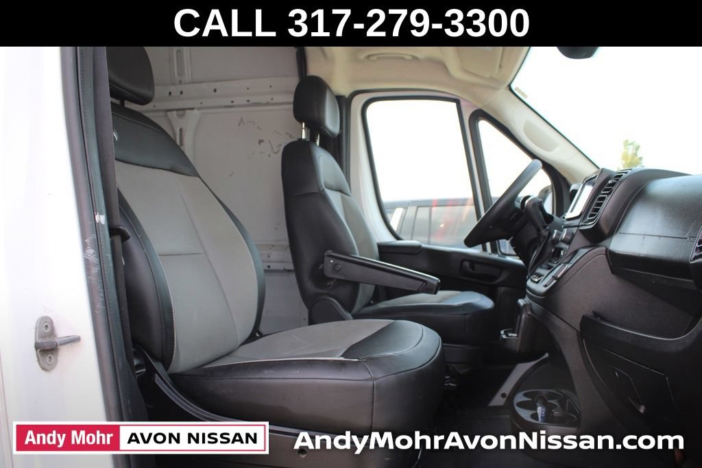 Used 2025 RAM ProMaster 2500 w/ Convenience Group FWD image 18