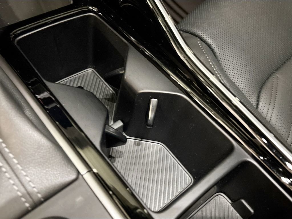 Used 2024 Kia Sorento SX Prestige image 15