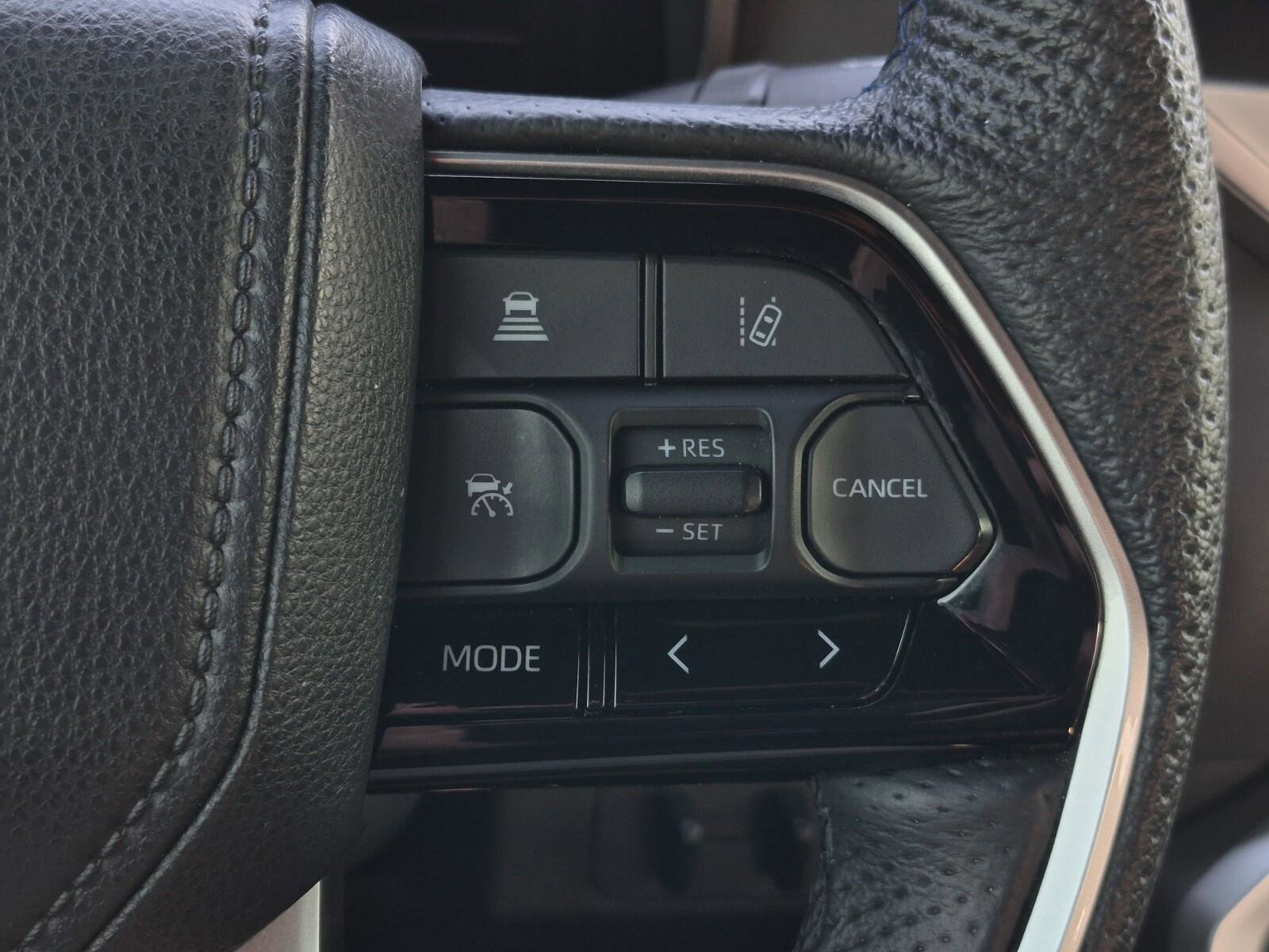 Used 2023 Toyota Tundra Platinum AWD/4WD image 29