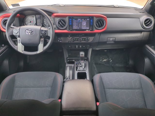 Used 2018 Toyota Tacoma TRD Sport RWD image 15