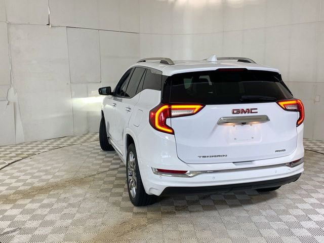 Used 2022 GMC Terrain Denali w/ LPO, Floor Liner Package AWD/4WD image 19