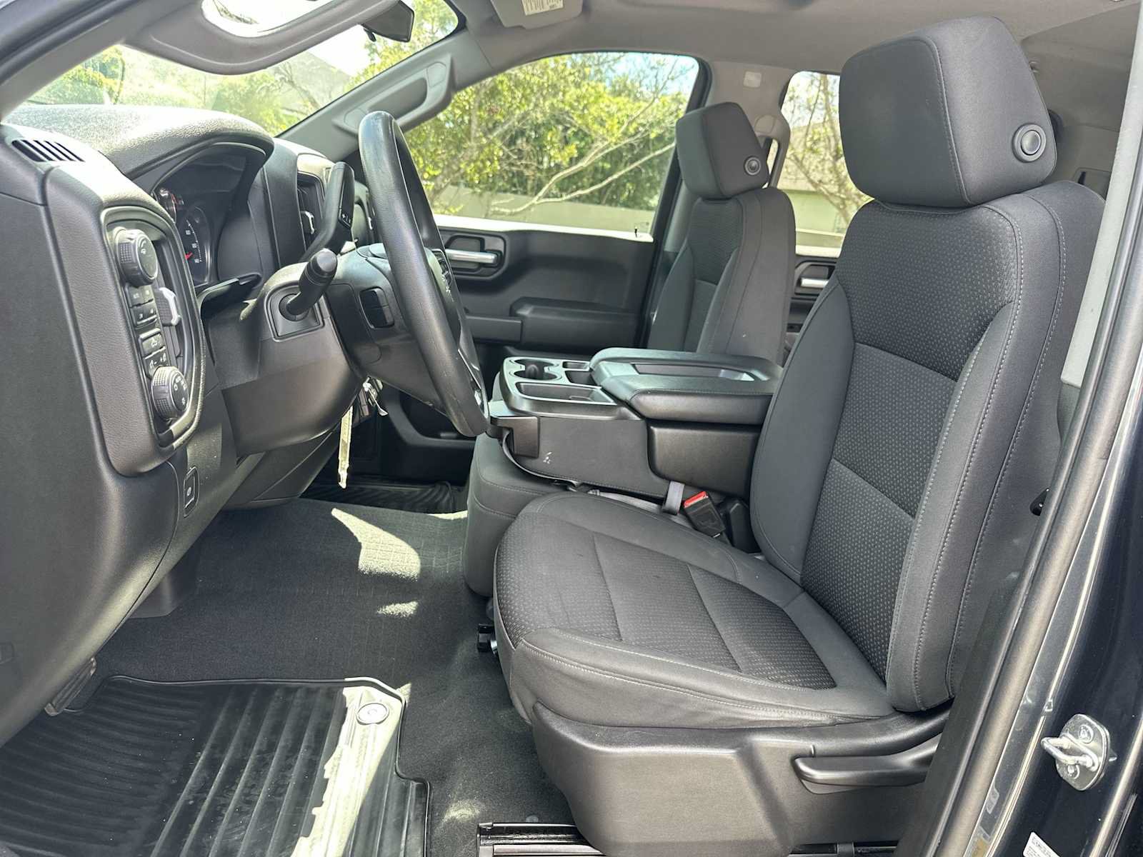 Certified 2021 Chevrolet Silverado 1500 Custom Trail Boss w/ Safety Confidence Package AWD/4WD image 15