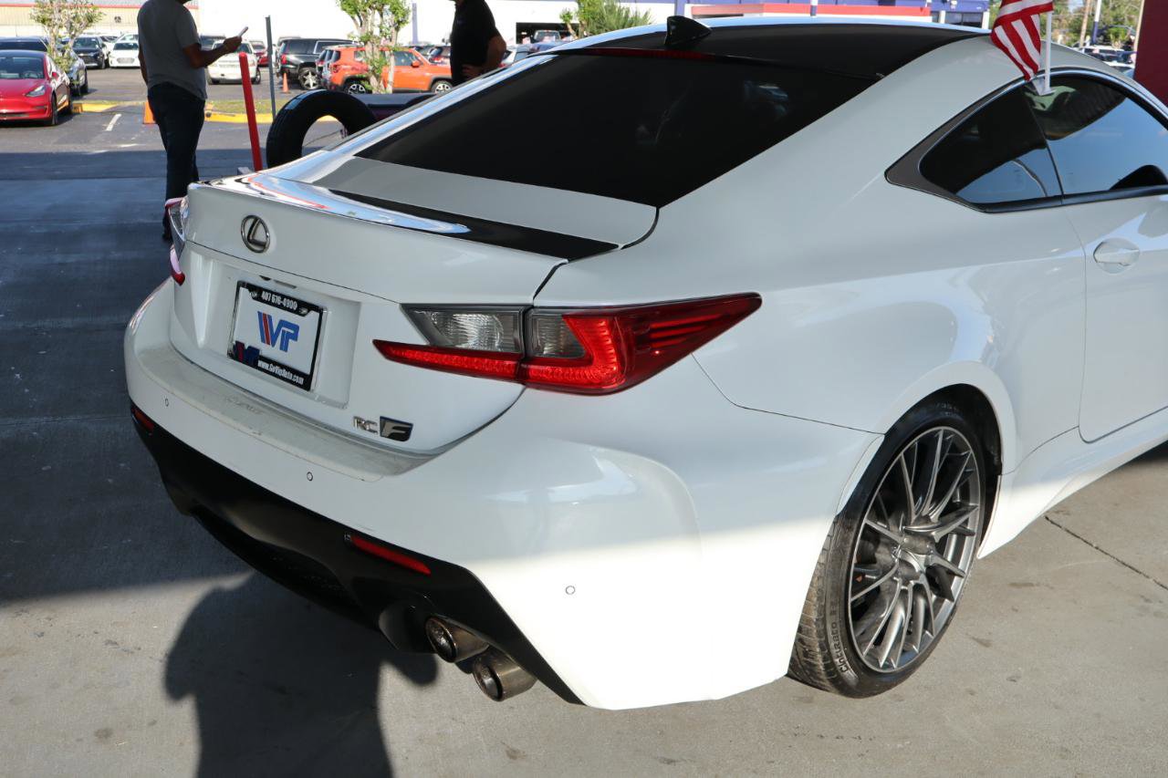 Used 2015 Lexus RC F w/ Performance Package RWD image 8
