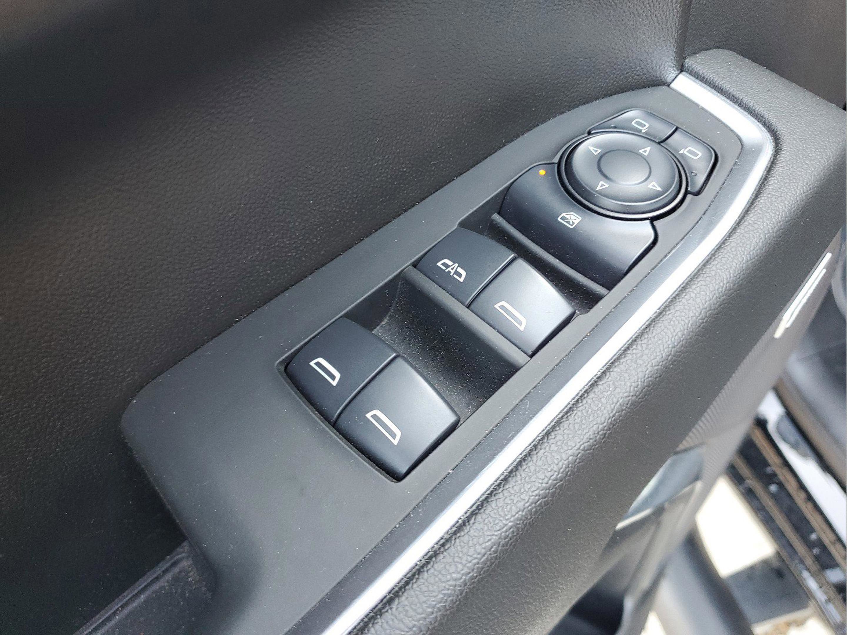 Used 2024 Chevrolet Silverado 1500 LT Trail Boss w/ Convenience Package II image 18