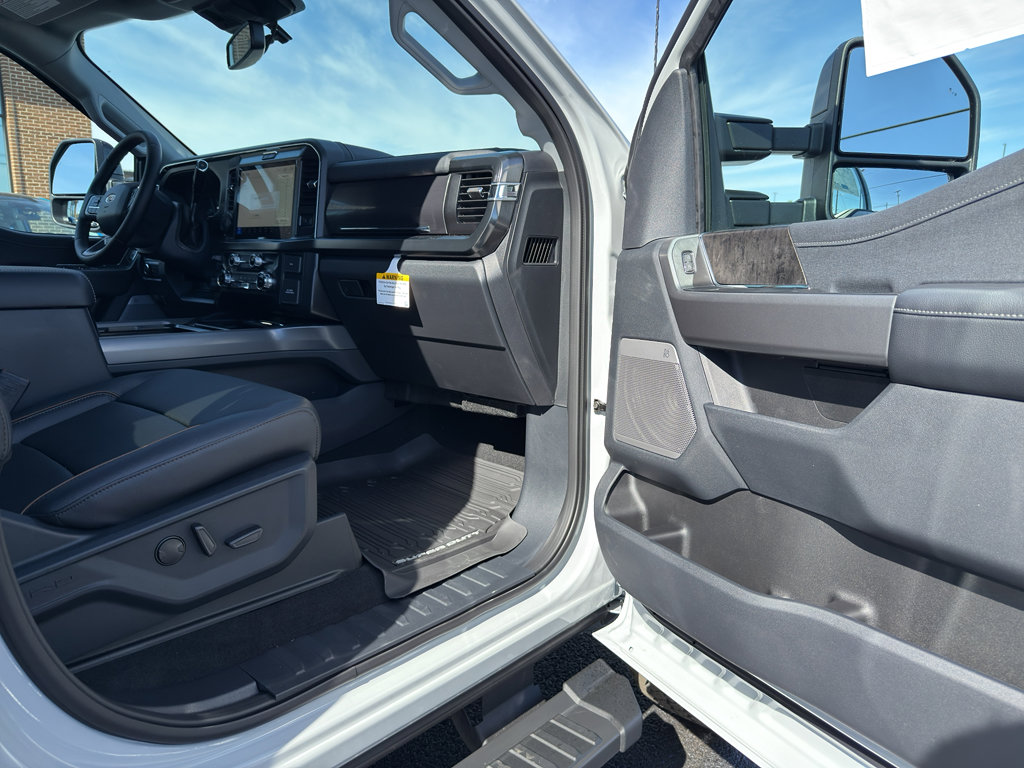 New 2026 Ford F350 Lariat image 36
