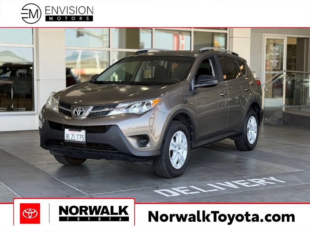 Used 2014 Toyota RAV4 LE FWD image 1