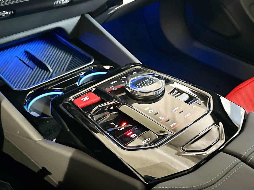 New 2027 BMW M5 w/ Executive Package AWD/4WD image 17
