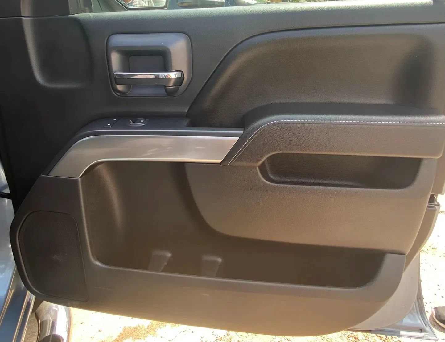 Used 2015 Chevrolet Silverado 1500 LT w/ All Star Edition AWD/4WD image 23