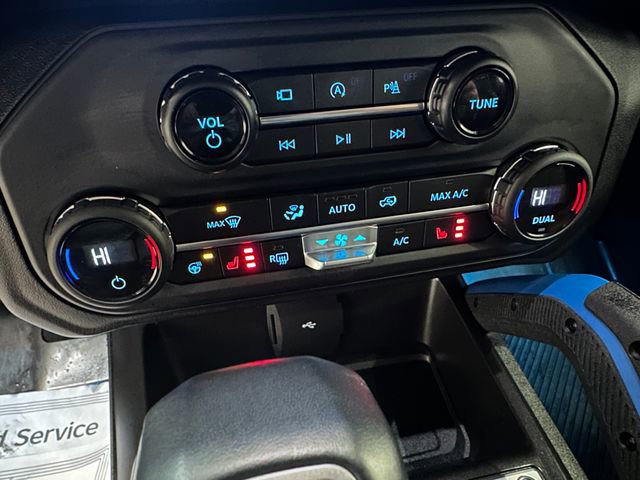 Used 2023 Ford Bronco Outer Banks w/ Sasquatch Package image 12