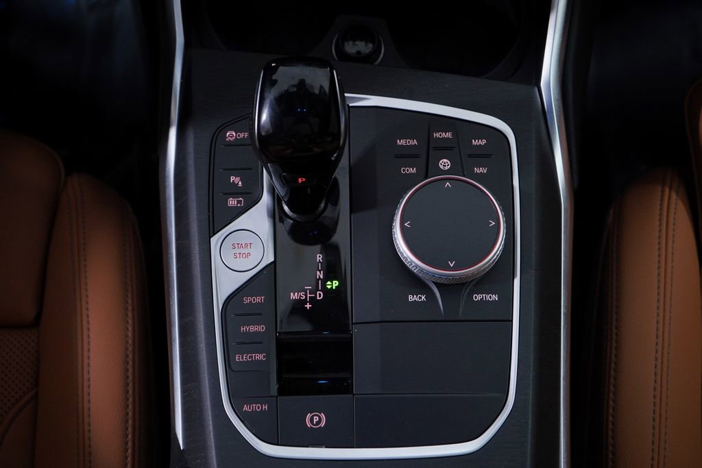 Used 2022 BMW 330e w/ Premium Package image 14