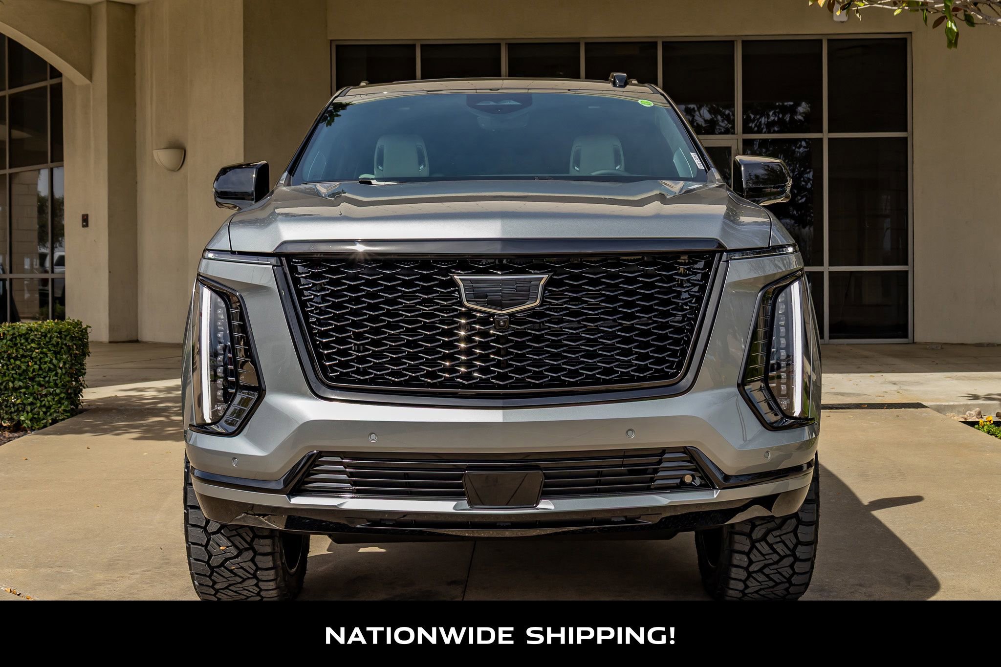 Used 2026 Cadillac Escalade Platinum Sport w/ LPO, ONYX Package image 4