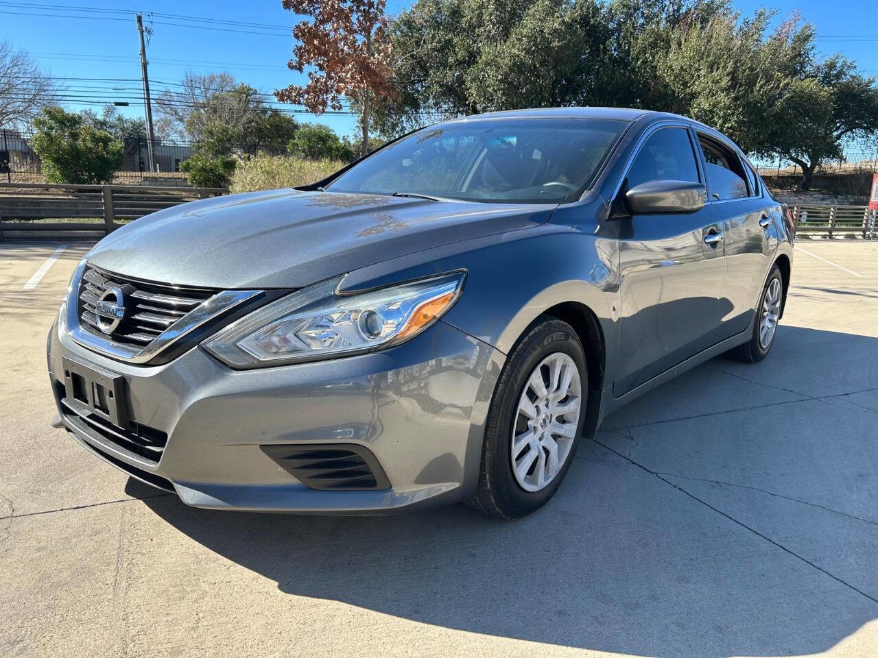 Used 2018 Nissan Altima 2.5 S w/ S Convenience Package image 1