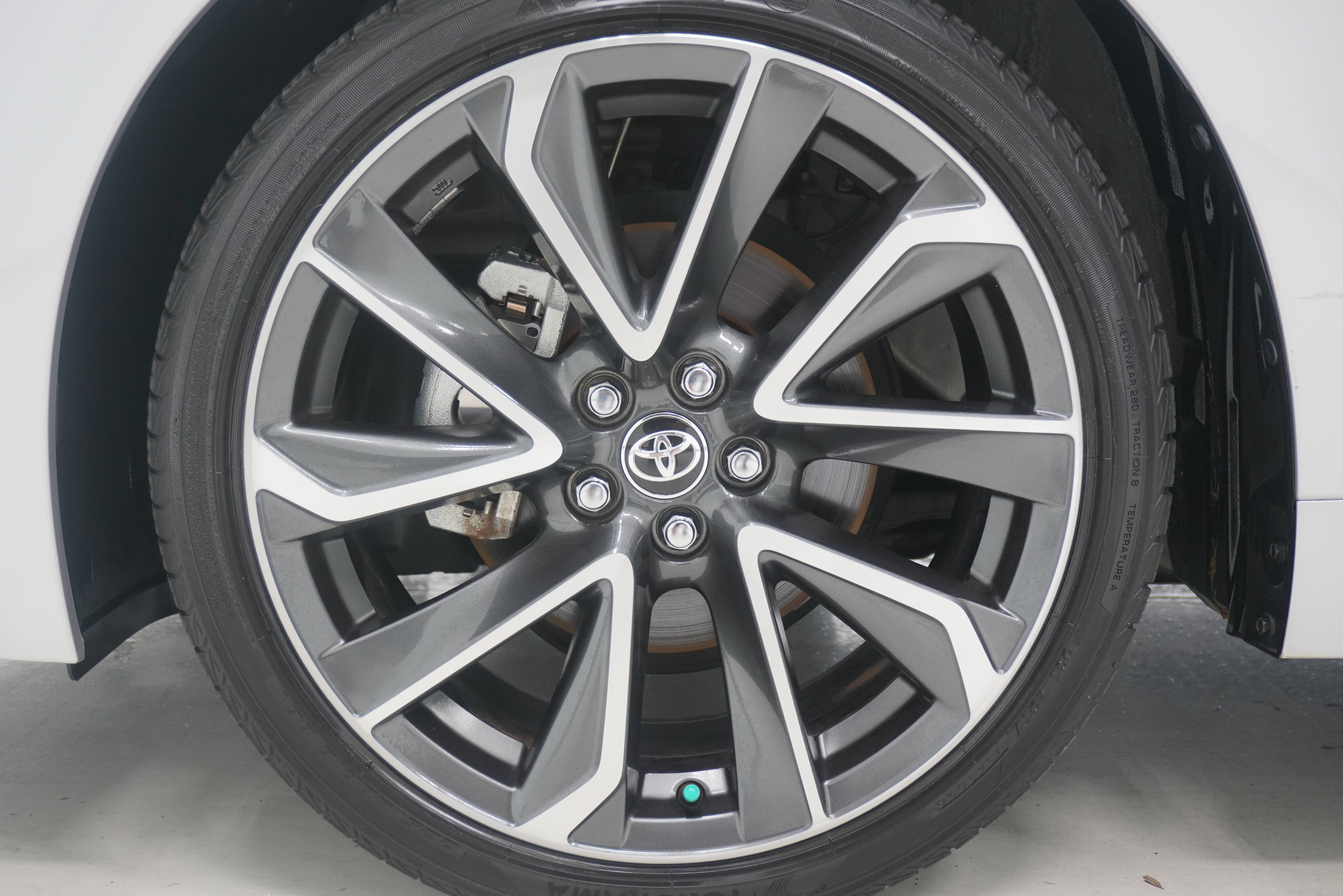 Used 2021 Toyota Corolla SE FWD image 24