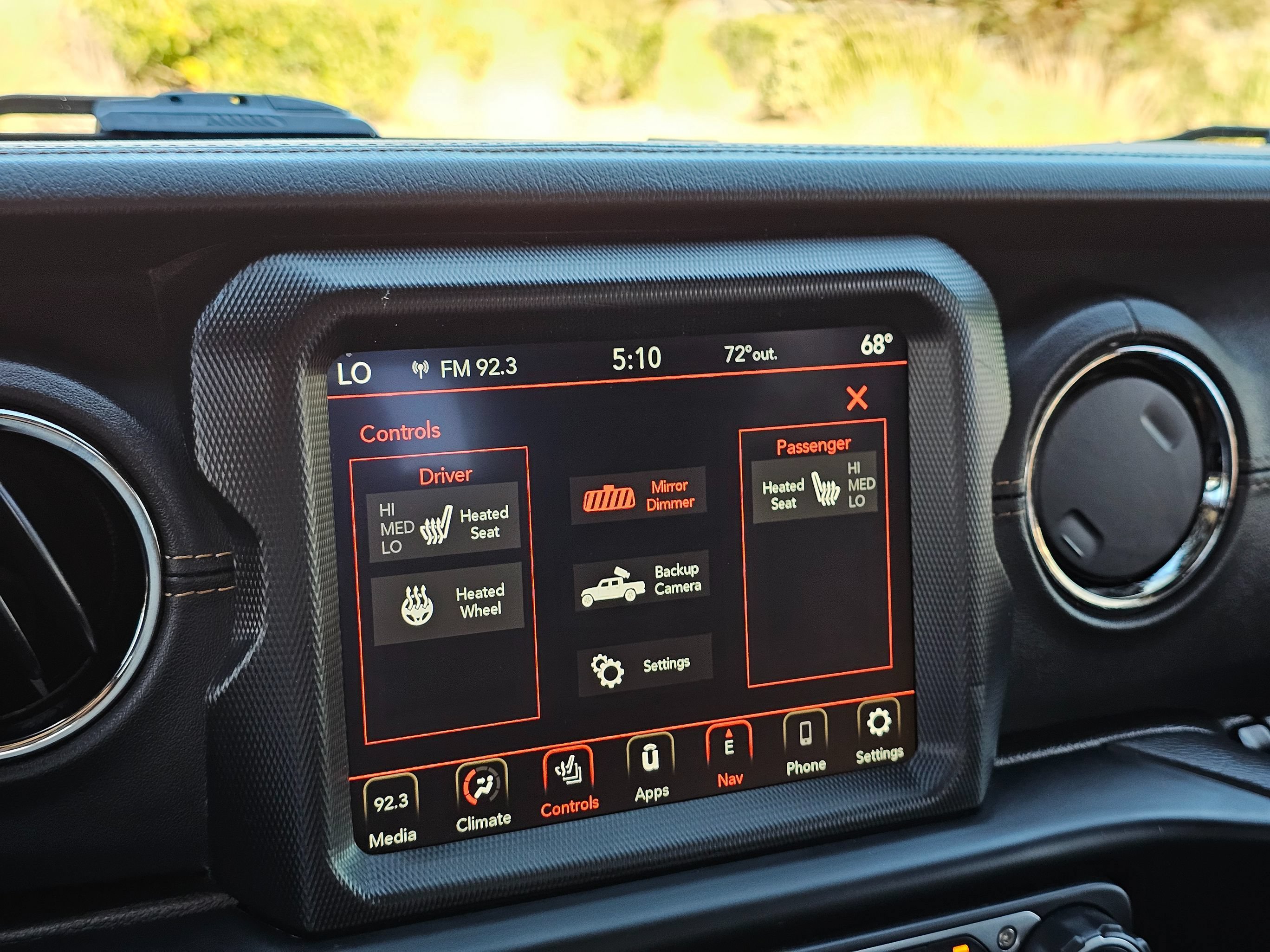 Used 2022 Jeep Gladiator Overland AWD/4WD image 40