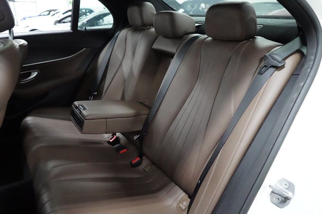 Used 2018 Mercedes-Benz E 300 w/ Premium 2 Package (Q02) image 25