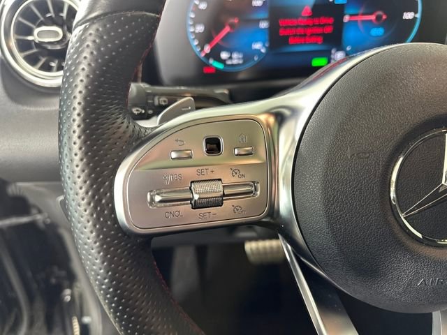 Used 2022 Mercedes-Benz EQB 300 4MATIC image 15