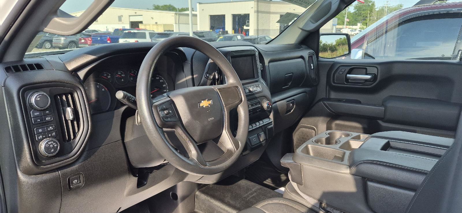 Used 2020 Chevrolet Silverado 1500 W/T w/ WT Value Package AWD/4WD image 8