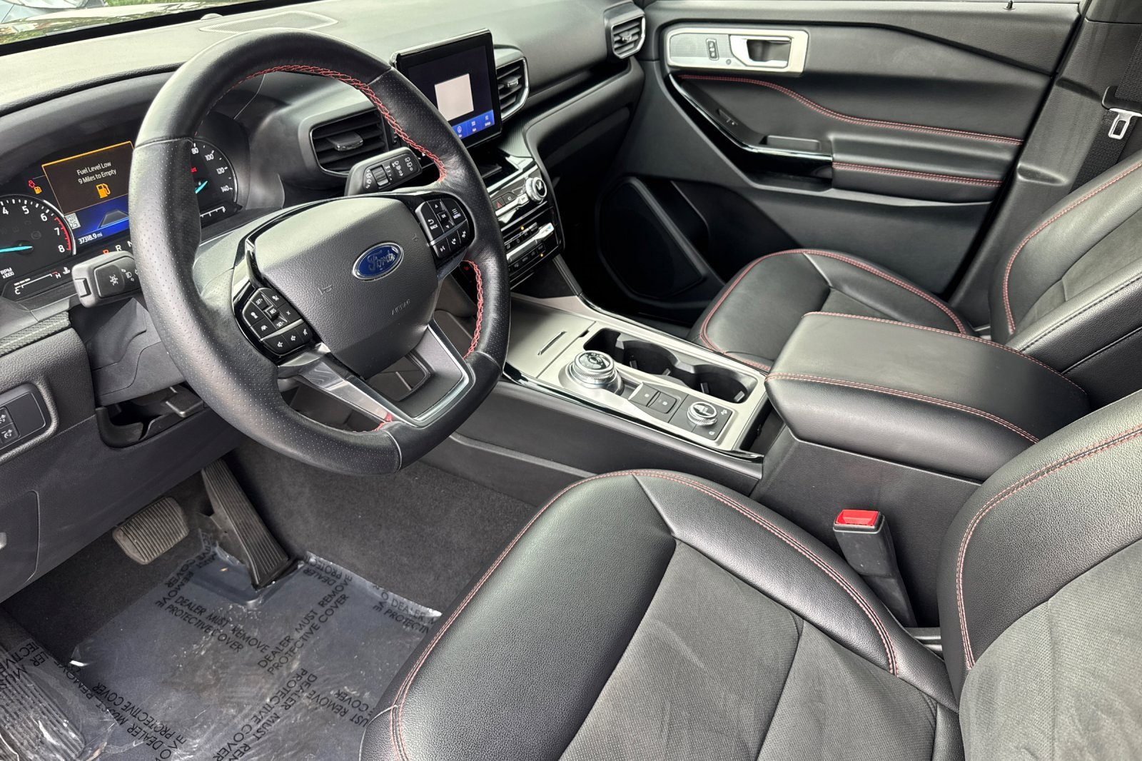 Certified 2022 Ford Explorer ST-Line w/ Class IV Trailer Tow Package image 11