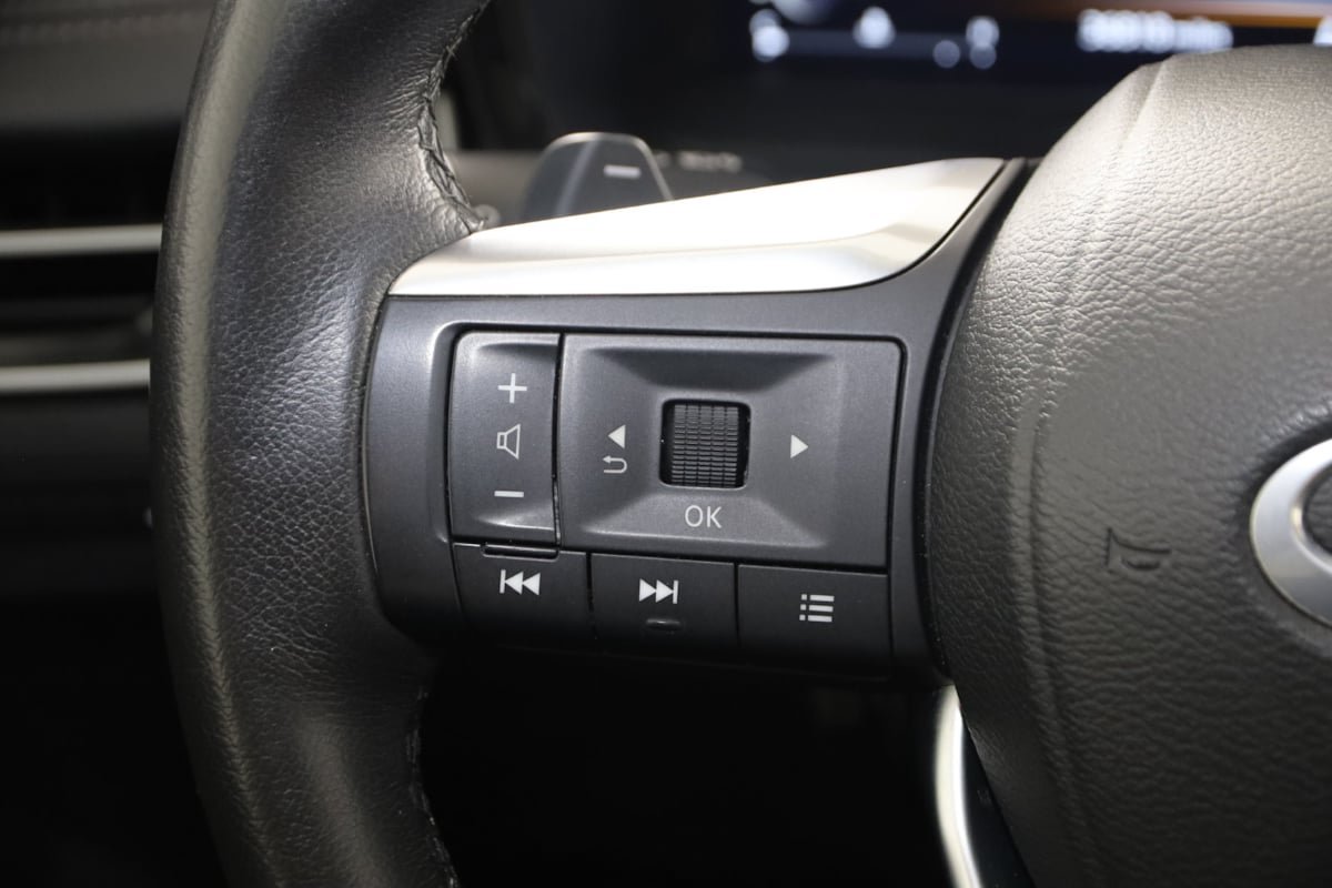 Used 2025 INFINITI QX60 Luxe AWD/4WD image 35