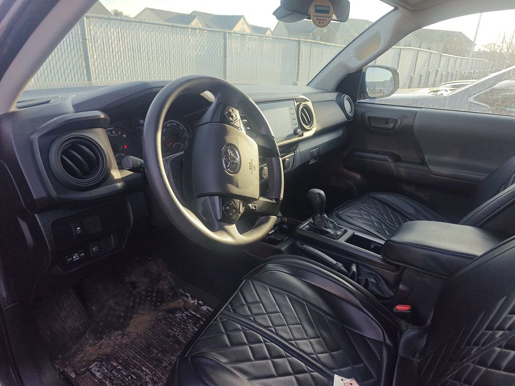 Used 2022 Toyota Tacoma SR image 8