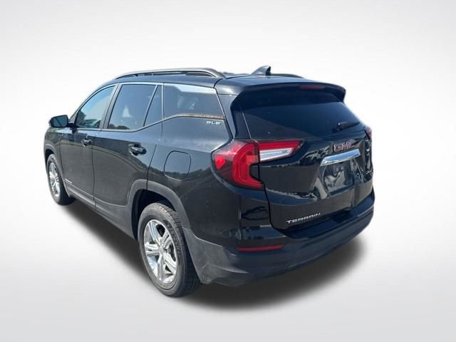 Used 2022 GMC Terrain SLE w/ Driver Convenience Package FWD image 3