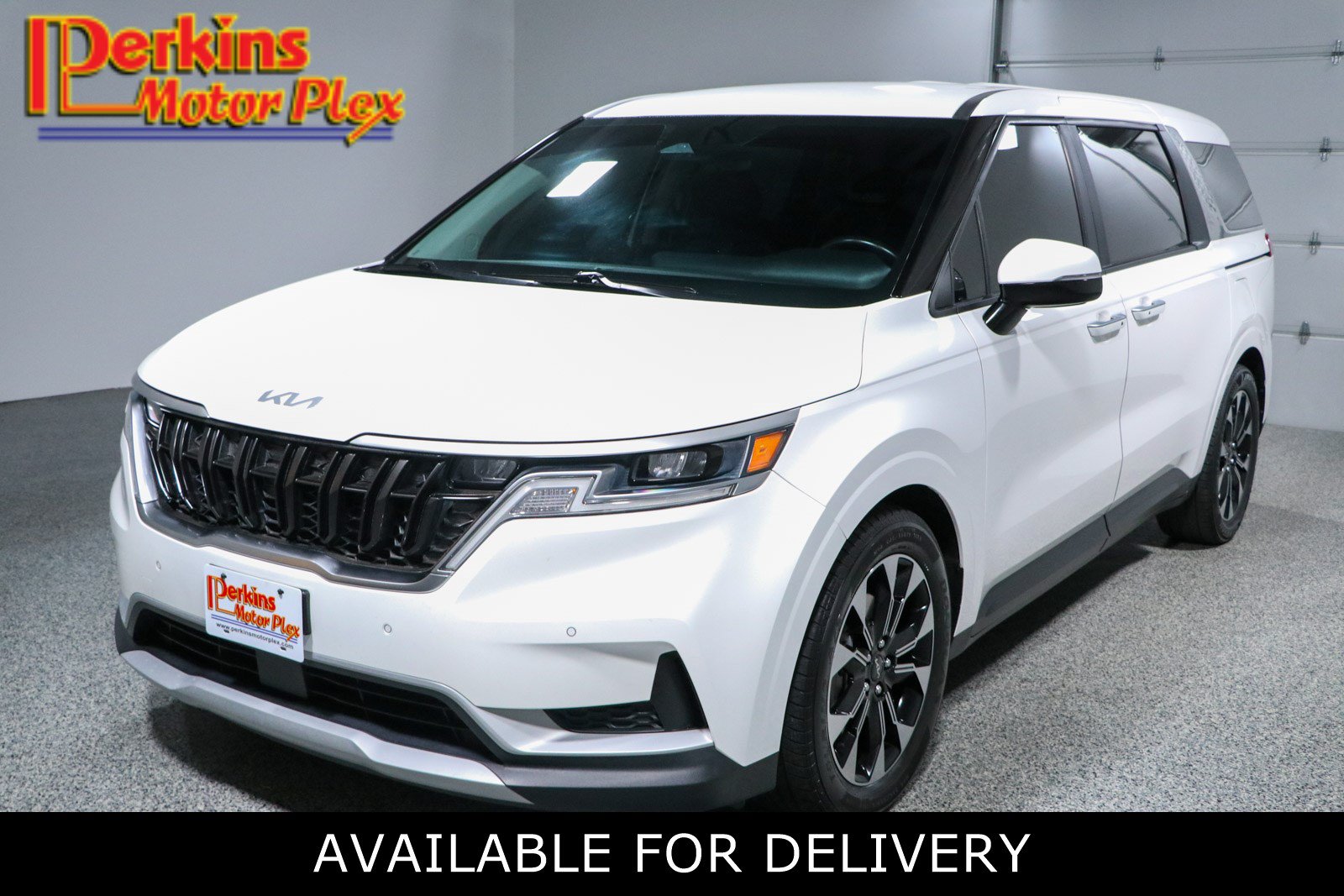 Used 2022 Kia Carnival EX