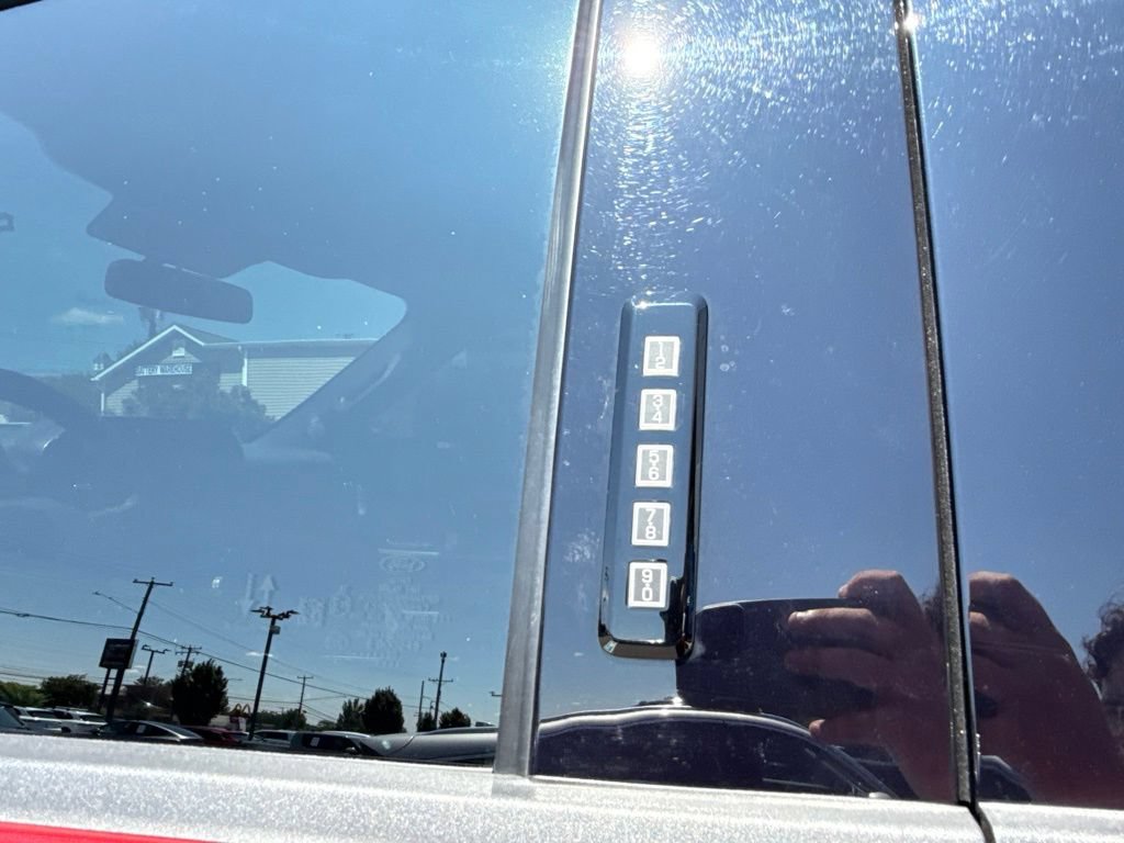 Used 2022 Ford F150 XLT w/ Equipment Group 302A High AWD/4WD image 17