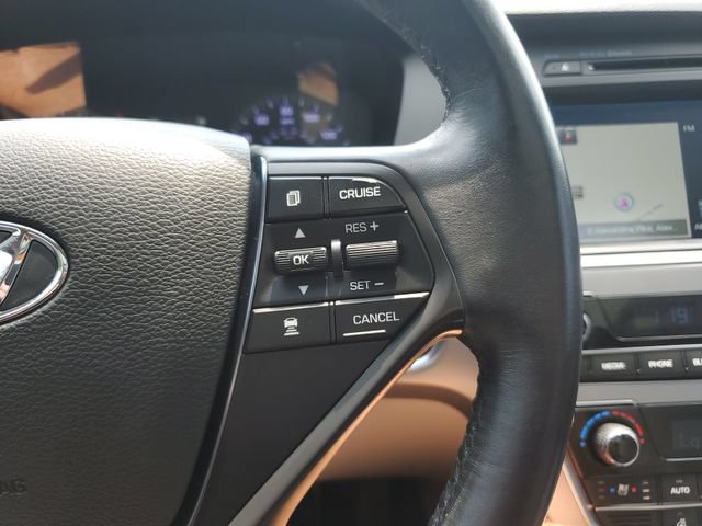Used 2015 Hyundai Sonata Limited w/ Option Group 06 FWD image 22
