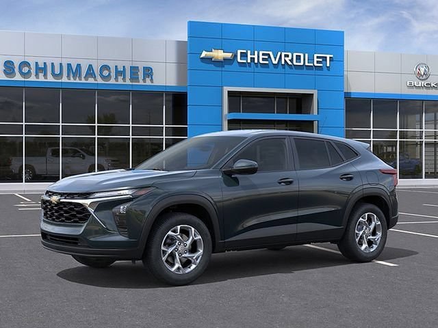 New 2026 Chevrolet Trax LS w/ LS Convenience Package FWD image 2