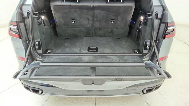 Used 2023 BMW X7 M60i w/ Executive Package image 14