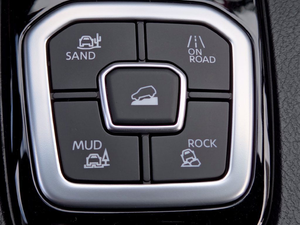 New 2026 Nissan Frontier SV w/ All-Weather Content Package AWD/4WD image 29