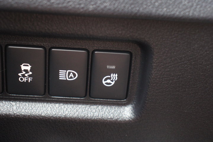 Used 2022 Lexus GX 460 Premium w/ Accessory Package AWD/4WD image 33